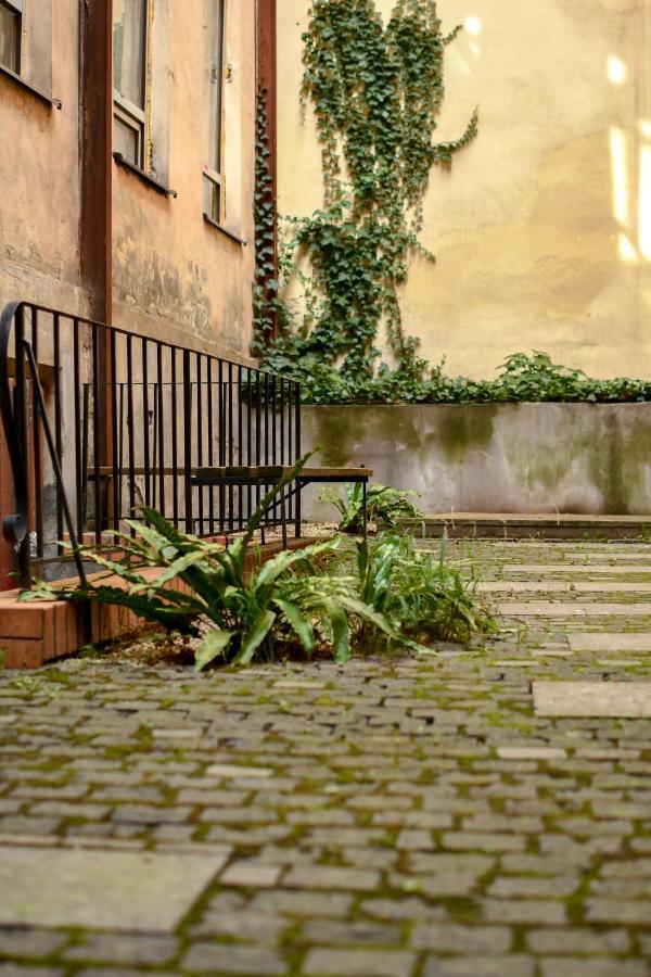 Light And Spacious Apartment On Gazova Str Lviv Exterior photo